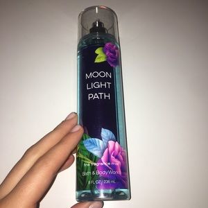 bath and body works fragrance mist 8 oz.